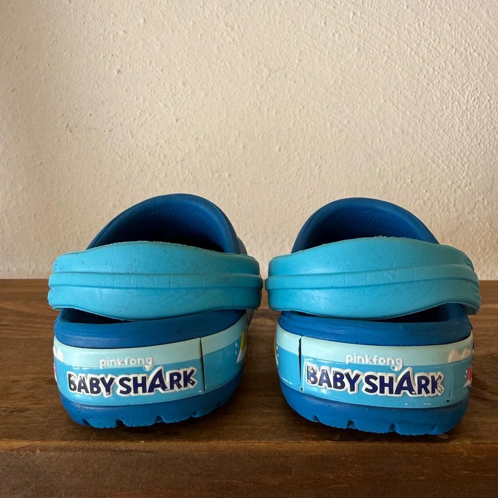 Crocs Fun Lab Baby Shark Blue Clogs Toddler Kids C4 Pinkfong Slip On Shoes